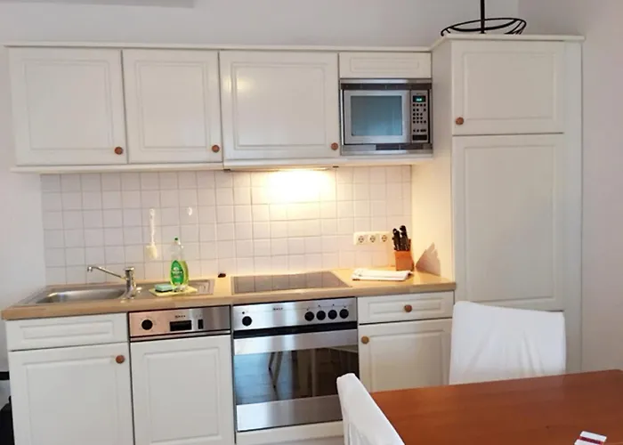Ferienwohnung Binzer Strandgut Im Haus Jahreszeiten Binz